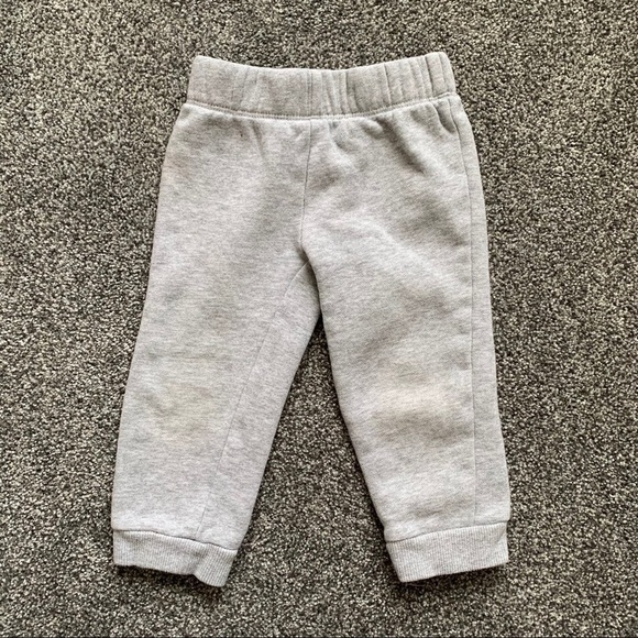 Carter's grey sweatpants - size 24 months - Picture 1 of 3
